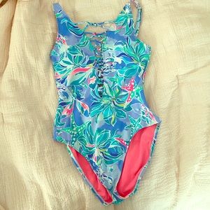 Lilly Pulitzer One Piece swimsuit size 8
